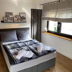 Zentrales Modernes Apartment, Naehe Zoo Und Stadion Apartment